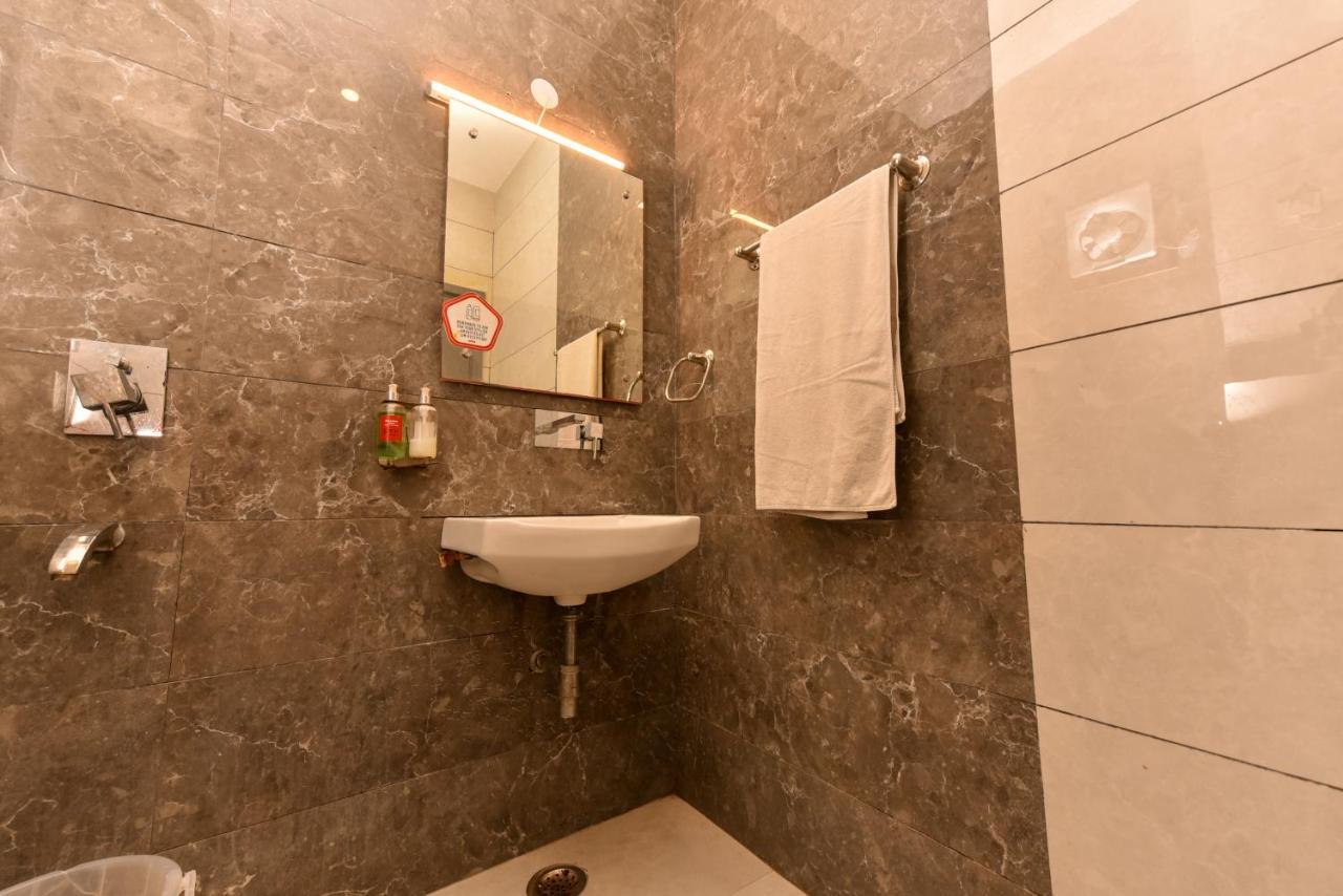 Hotel Yellow Saffron Delhi  Luaran gambar